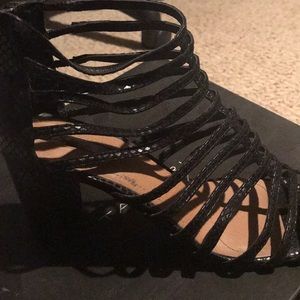 Tahari block heels black